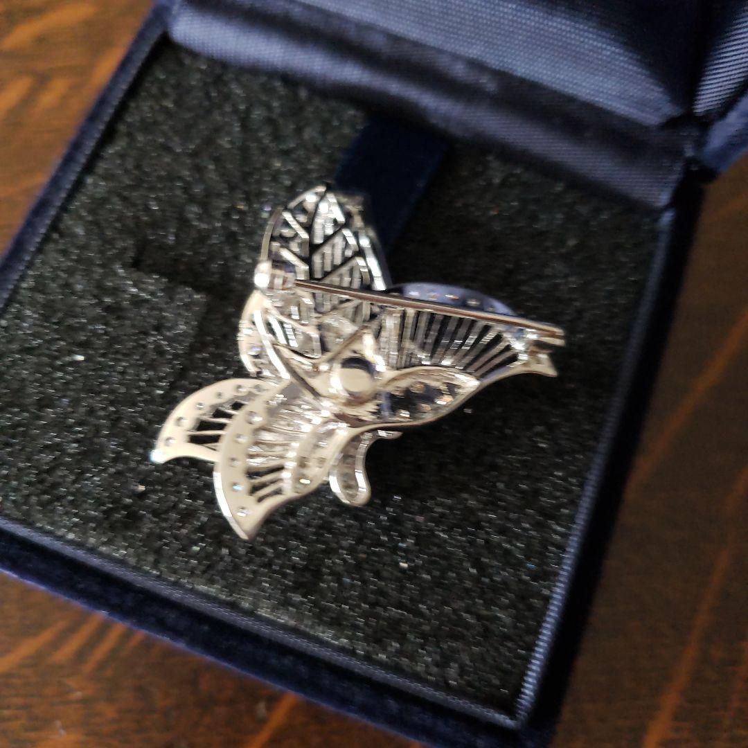 ジュエリーツツミ　蝶　ブローチ