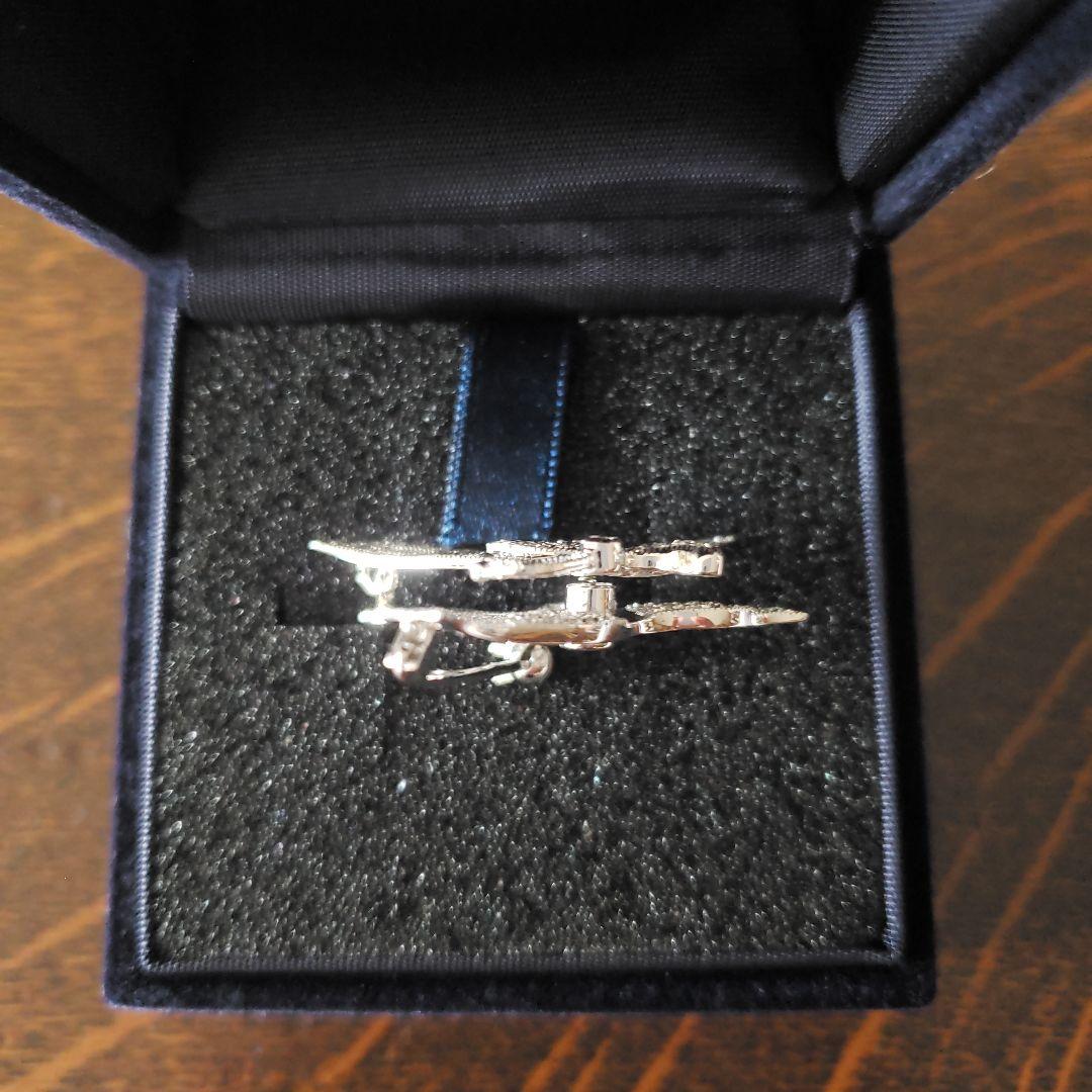 ジュエリーツツミ　蝶　ブローチ