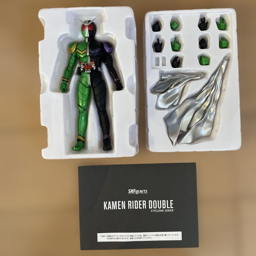 【注意有】SH Figuarts 真骨頂 仮面ライダーW サイクロンジョーカー