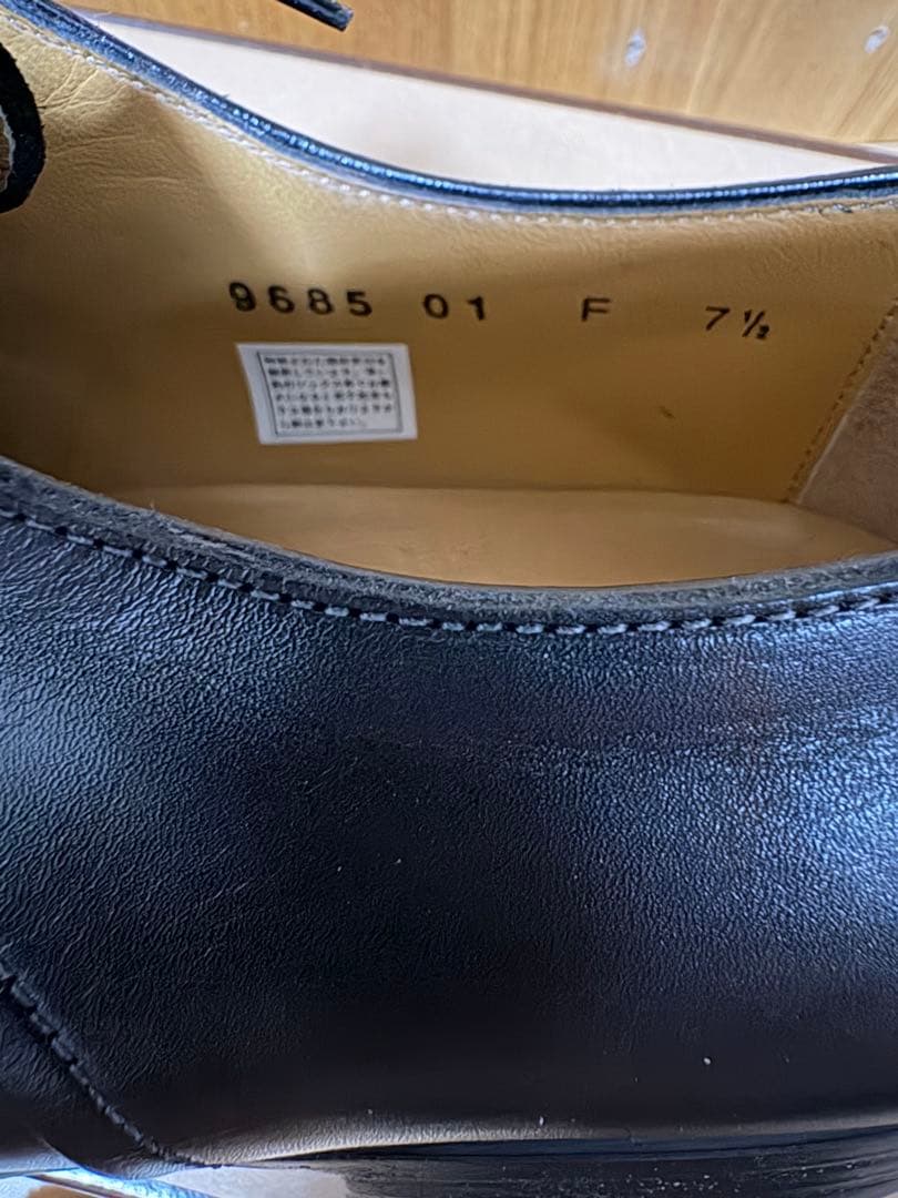 Santoni ブラックドレスシューズ 7.5 (F)