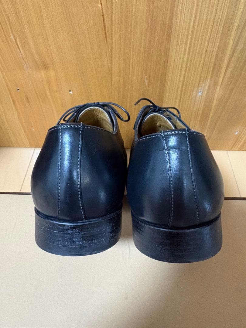 Santoni ブラックドレスシューズ 7.5 (F)