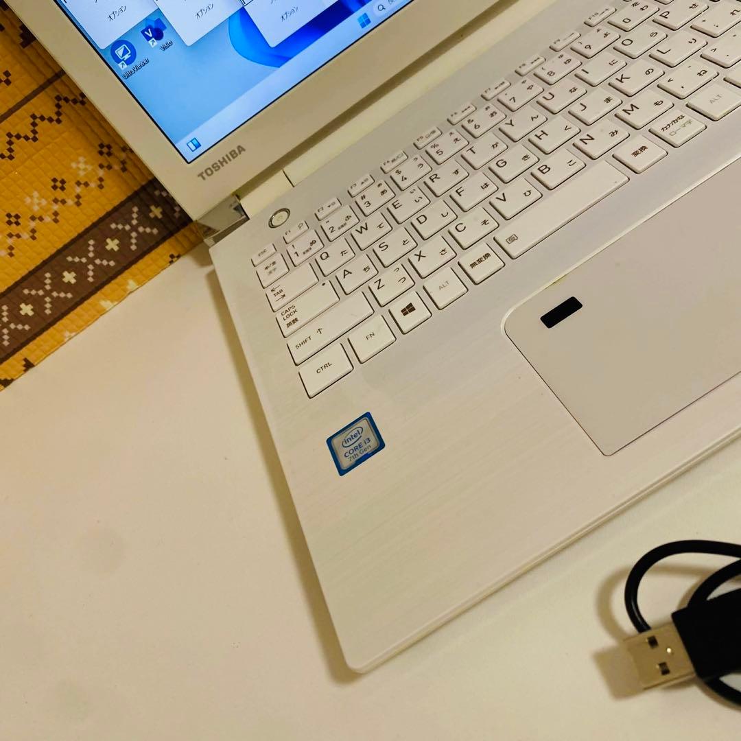 Y948 TOSHIBAノートパソコンSSD第7世代Windows11オフィス付