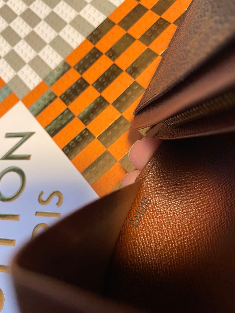 ルイヴィトン★二つ折財布