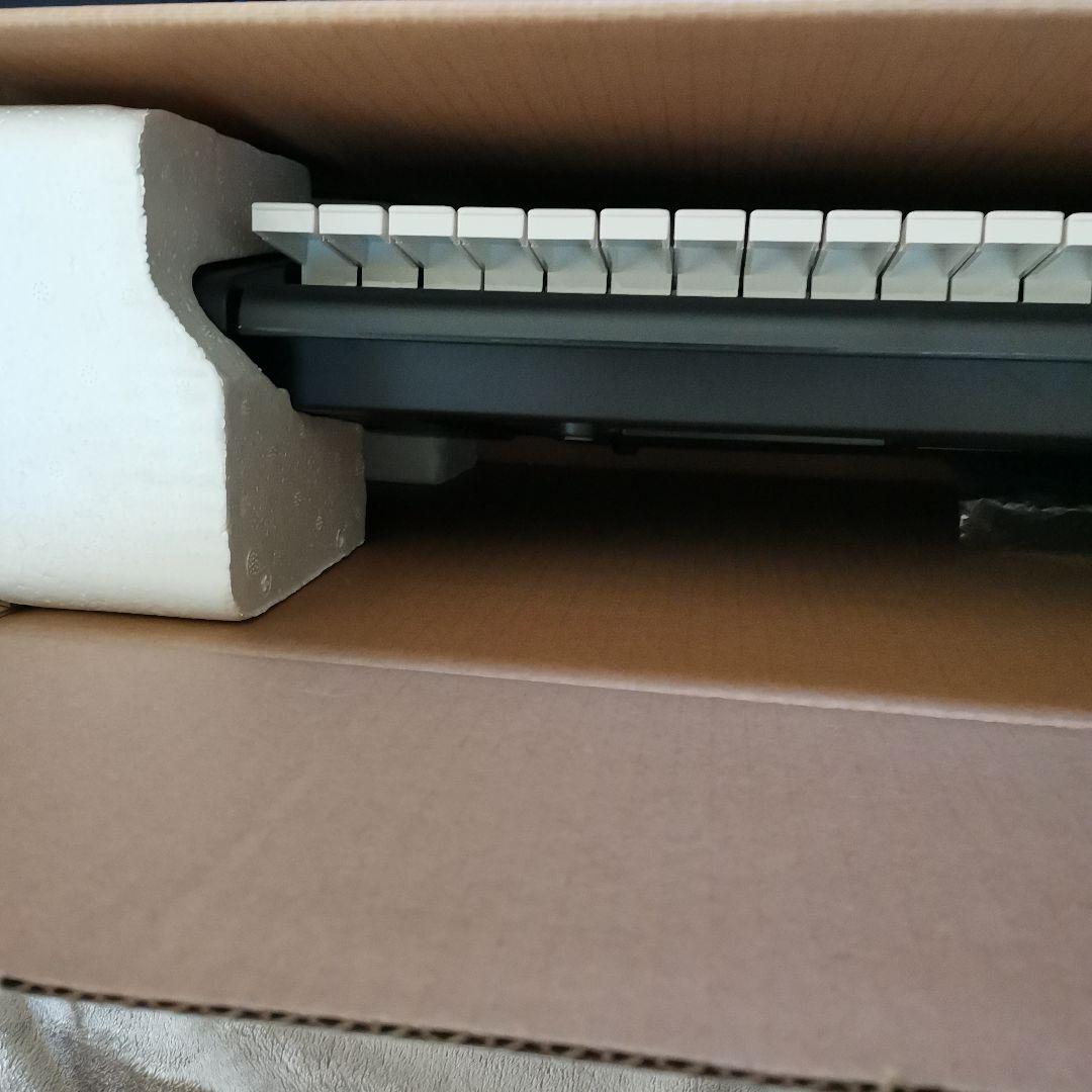 Yamaha PSR-E213 電子ピアノ電子キーボード箱入り　説明書・楽譜付き