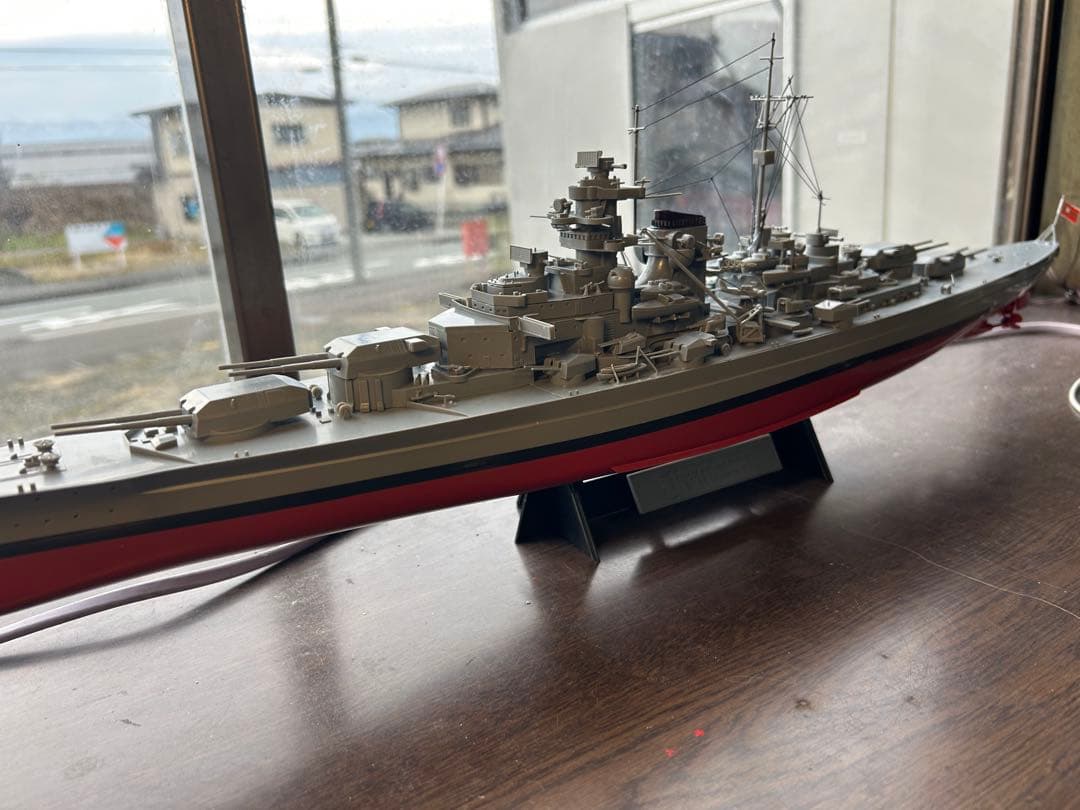 ビスマルク高速戦艦ドイツ1/350世界最強の戦艦一撃でフッド戦艦を撃沈(完成品)