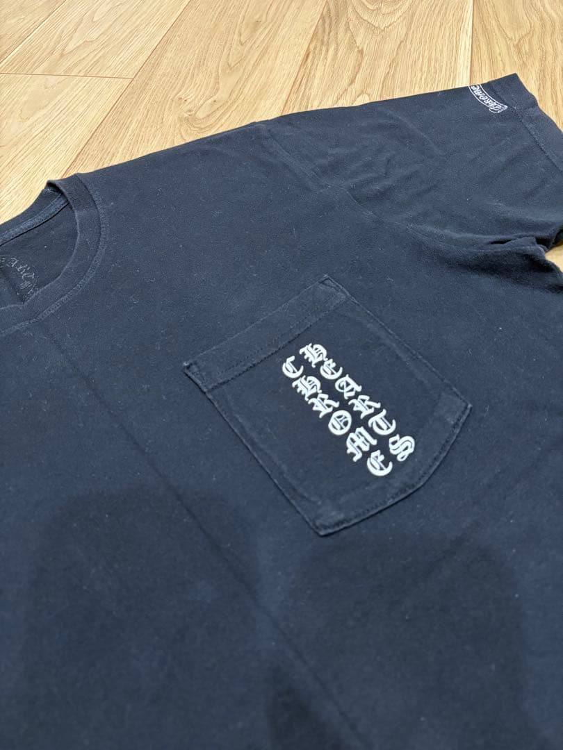 クロムハーツ/スクロールラベルバックプリントTOKYO Tシャツ 東京限定