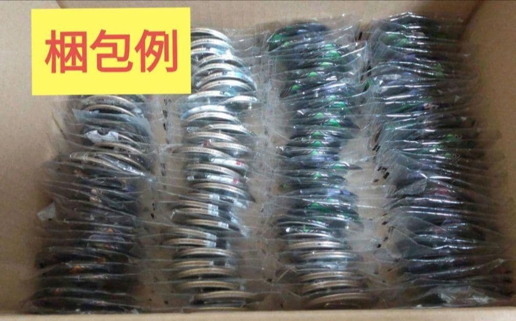 レオナ　カプセル缶バッジ　大量