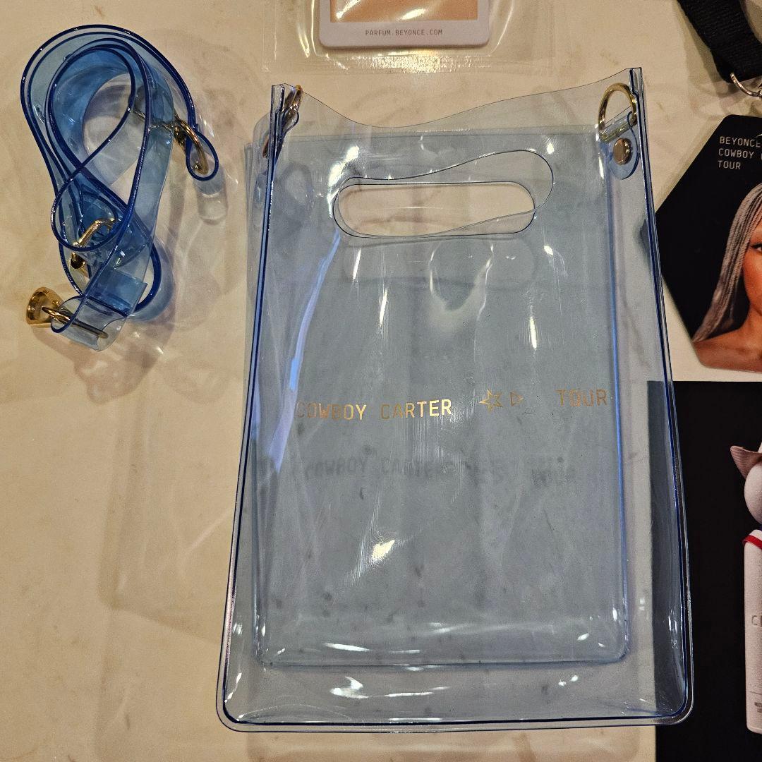 ビヨンセ COWBOY CARTER TOUR VIP限定グッズ＋Tシャツ3枚付