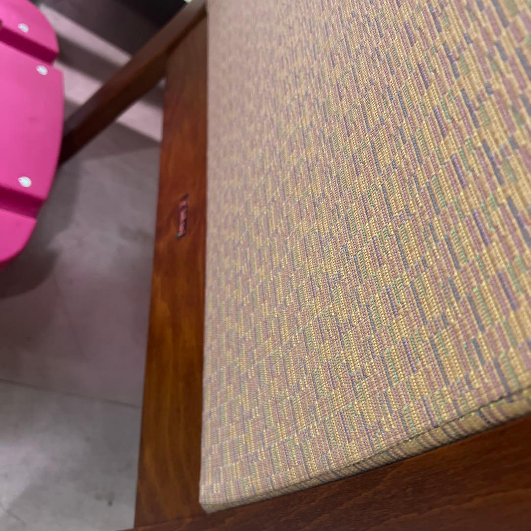 美品　HIKARI リビングチェア　テーブルセット