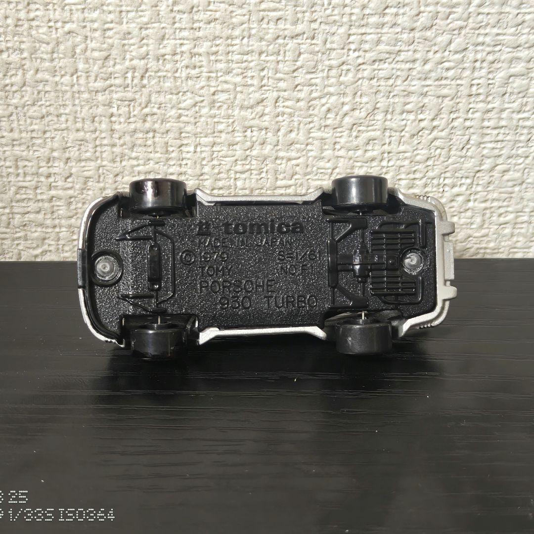 TOMICA　トミカ　ポルシェ930　ターボ　銀色　箱付き