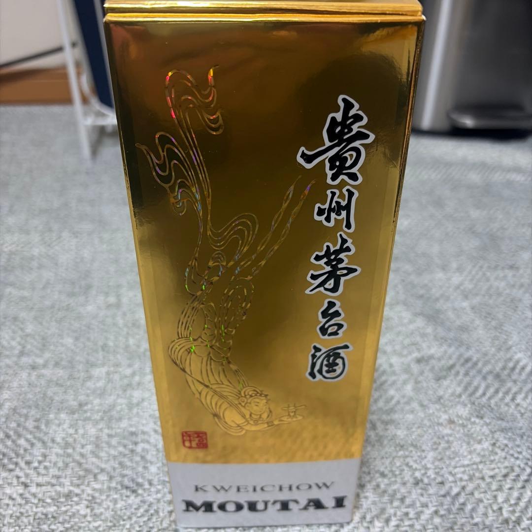 Kweichow Moutai 白酒 金色パッケージ