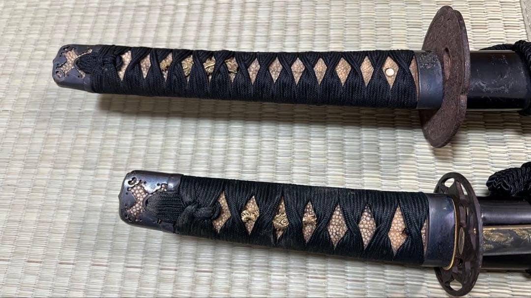 半太刀 真剣拵え 蝶 竹光 模造刀 居合刀 牡丹 小柄 本鮫皮 大小 金雲龍目貫