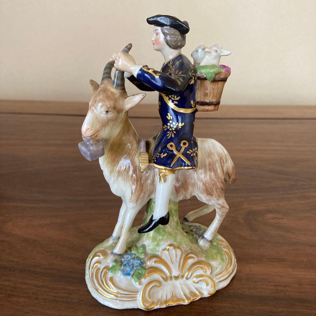 山羊に乗った仕立て屋夫婦 磁器人形 一対