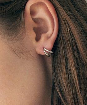 eteビジューダブルラインピアス