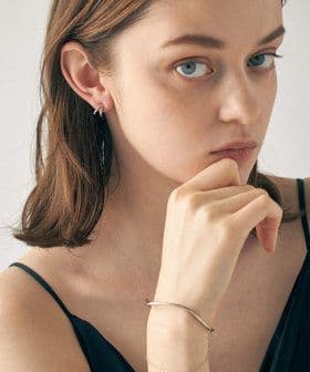 eteビジューダブルラインピアス