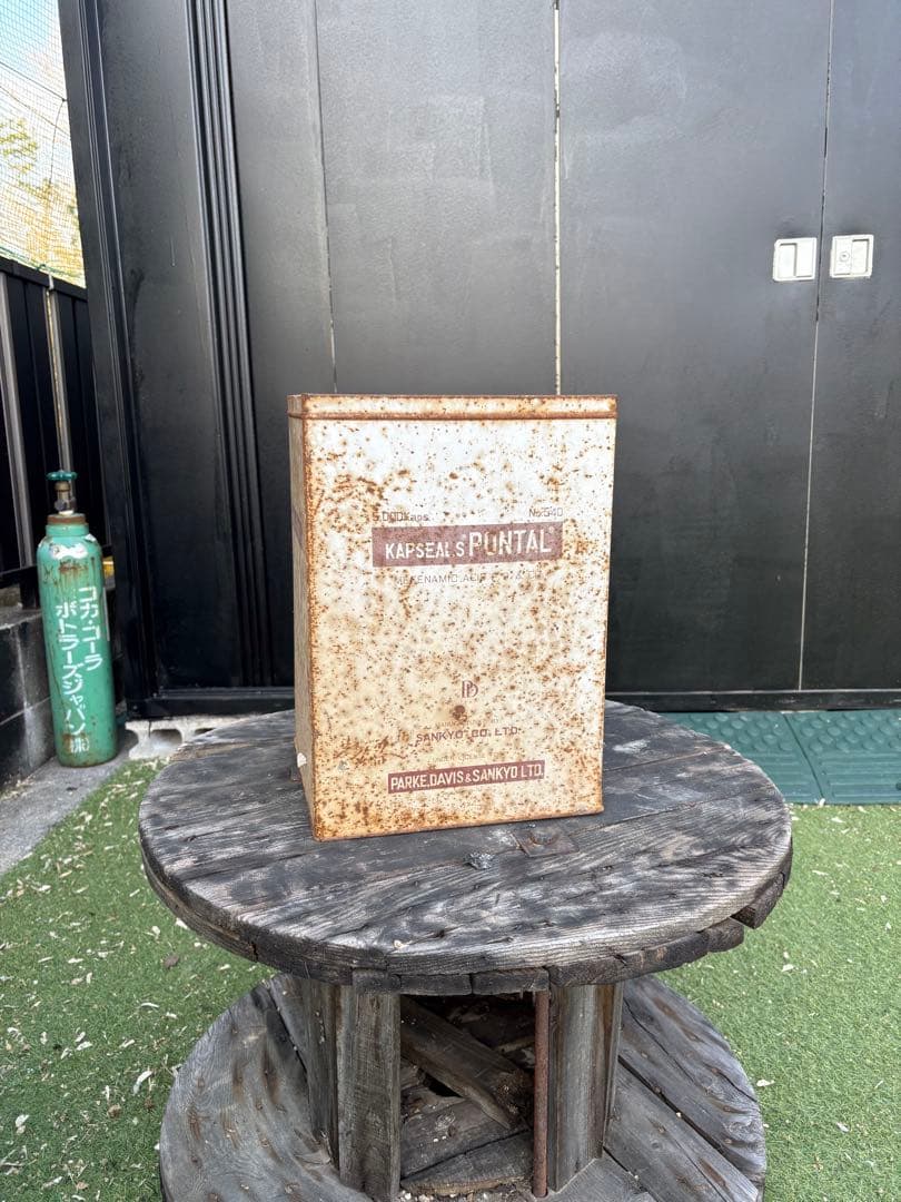 KAPSEA SPÜRTAL アンティーク雑貨　昭和薬一斗缶　希少　レトロ