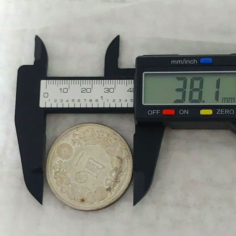 竜一圓銀貨　新一圓銀貨　明治28年 古銭　一圓銀貨　１圓 ⭐希少⭐