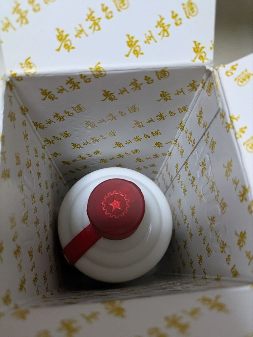 貴州茅台酒天女ラベル未開栓2010年