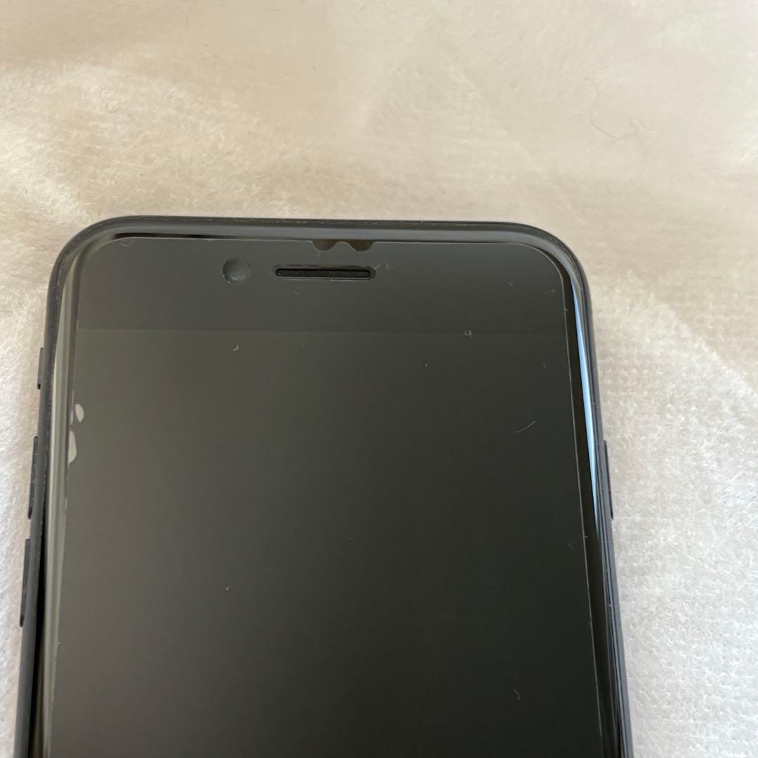 iPhone SE 第3世代 ミッドナイト 128GB 背面割れ
