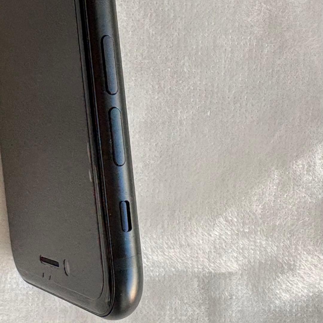 iPhone SE 第3世代 ミッドナイト 128GB 背面割れ