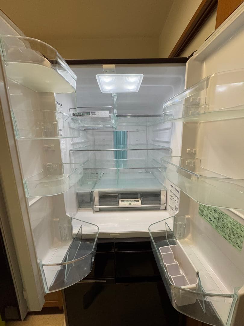 【美品】日立 冷凍冷蔵庫 565L（R-A5700）