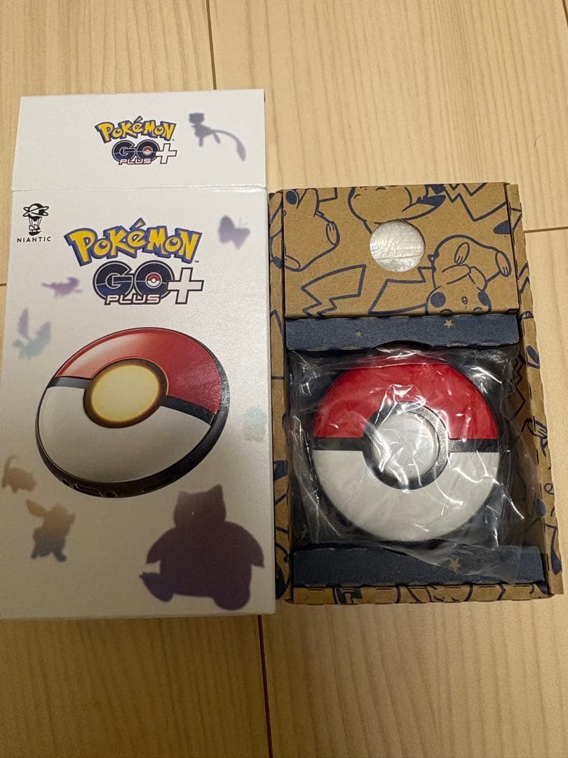 ポケモン GO Plus 赤/白 箱付き