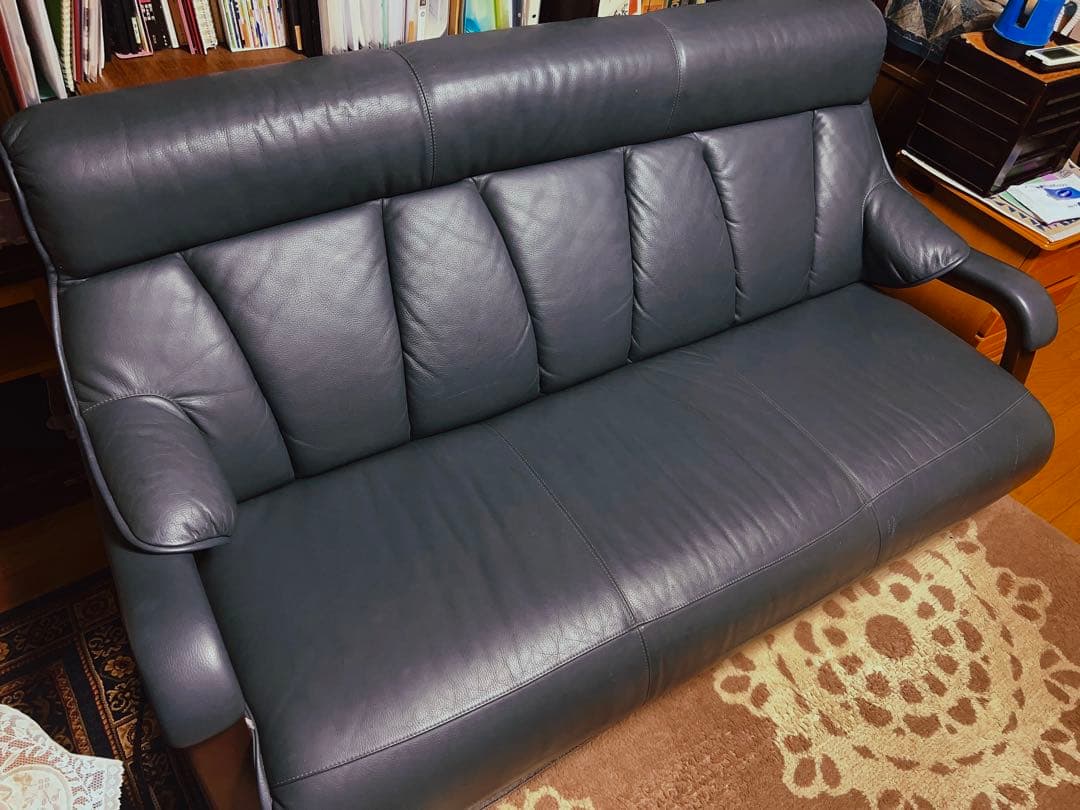 送込み　定価35万　高級レザーソファ　本革ソファー　3人掛け　ヴィンテージ家具