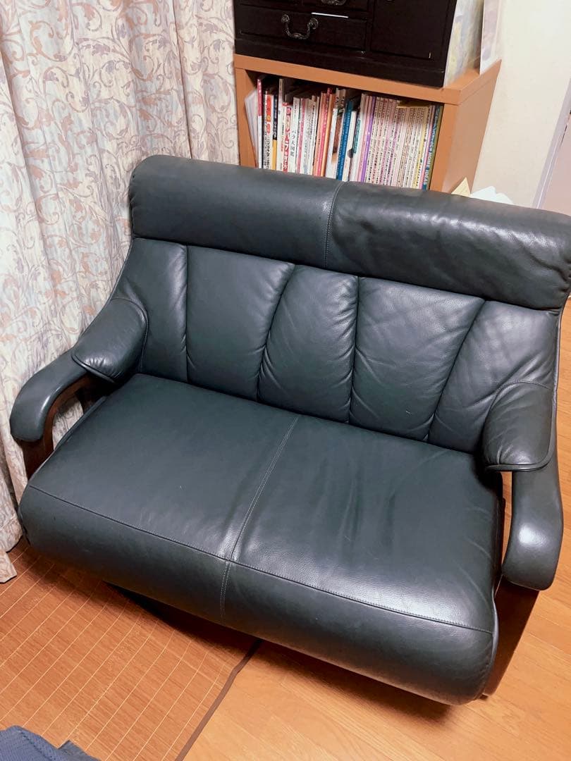 送込み　定価35万　高級レザーソファ　本革ソファー　3人掛け　ヴィンテージ家具
