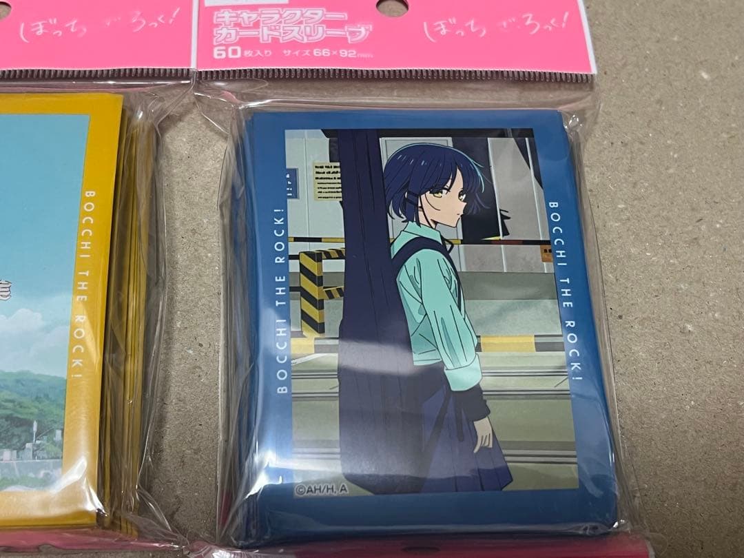 キャラクターカードスリーブ　ぼっち・ざ・ろっく！ 4種セット ANIPLEX