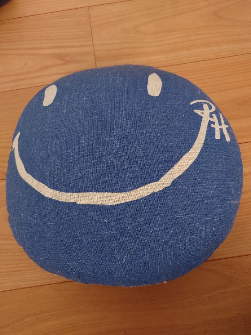 ロンハーマン　クッション　スマイル　ニコちゃん　青色