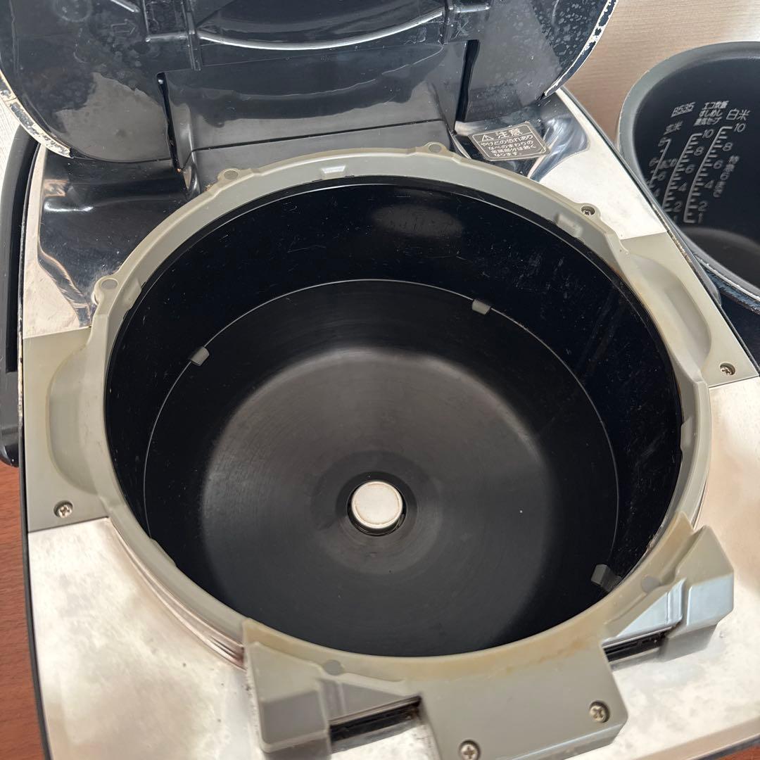 ⭐️さちです⭐️象印　炊飯器 炎舞炊き NW-KB18 10合炊き　一升炊き