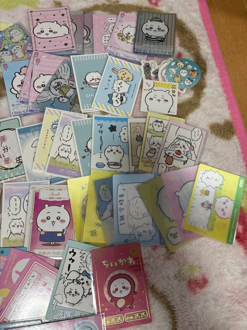 ちいかわ グッズ まとめ売り 缶バッジ カード ステッカー タオル くら寿司