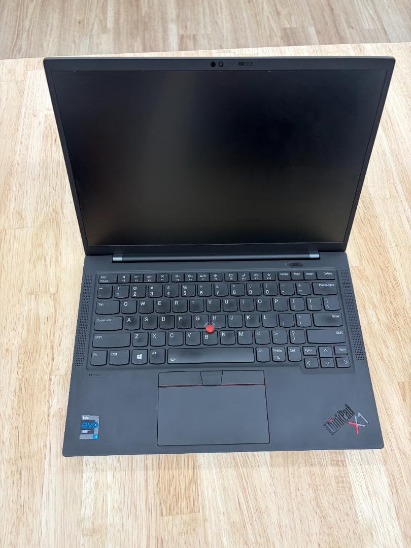 Lenovo ThinkPad X1 Carbon gen 9 (14インチ)