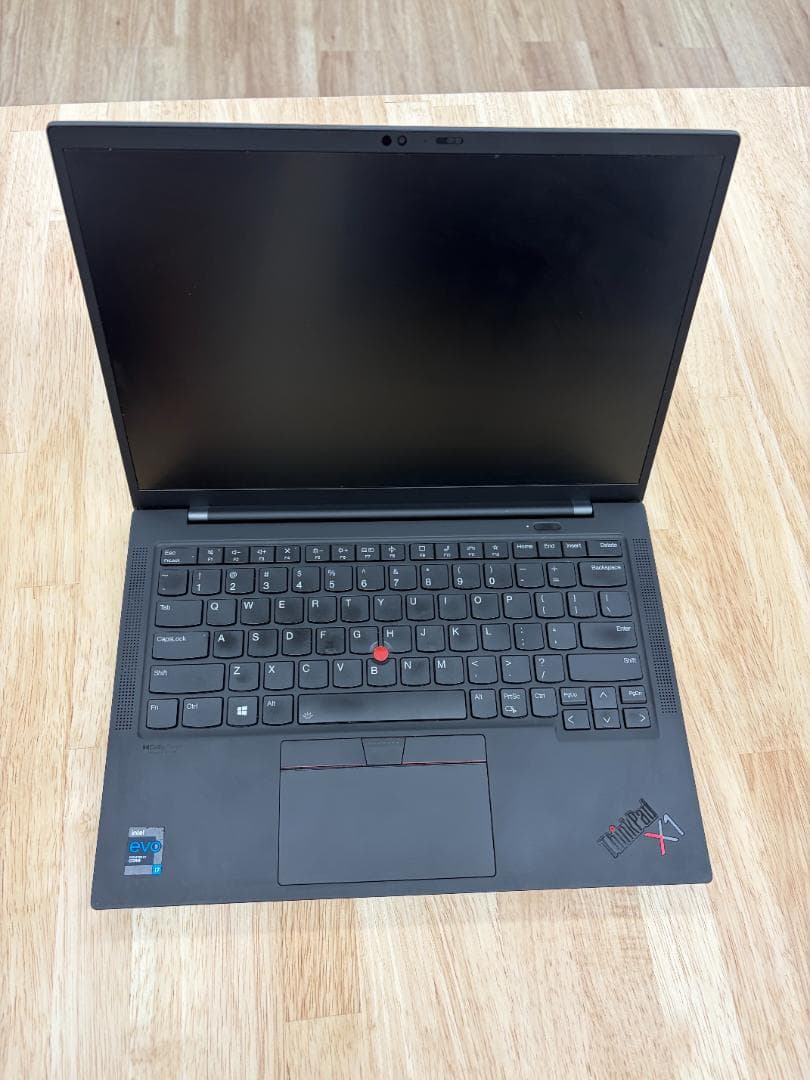 Lenovo ThinkPad X1 Carbon gen 9 (14インチ)