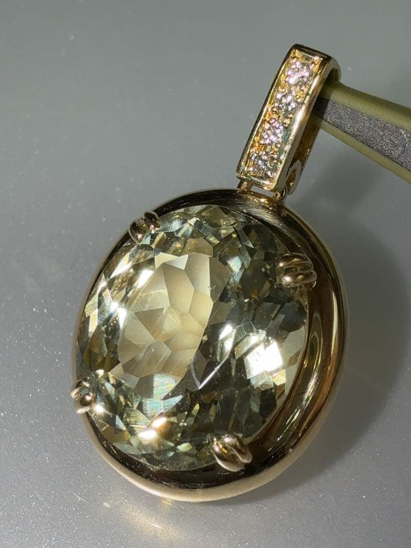 「見切り品」 K18イエローベリルペンダント　 YM