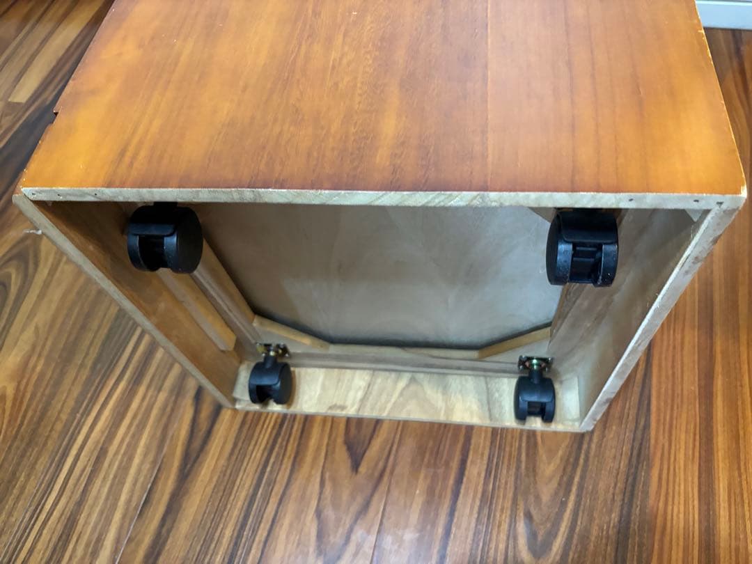 木製 4段袖机 キャスター付き 鍵付きチェスト 幅39cm ラッカー塗装