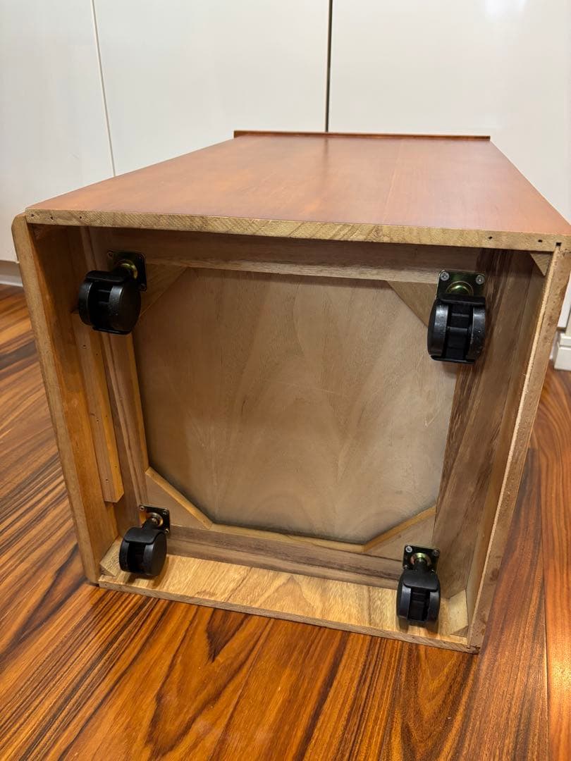 木製 4段袖机 キャスター付き 鍵付きチェスト 幅39cm ラッカー塗装