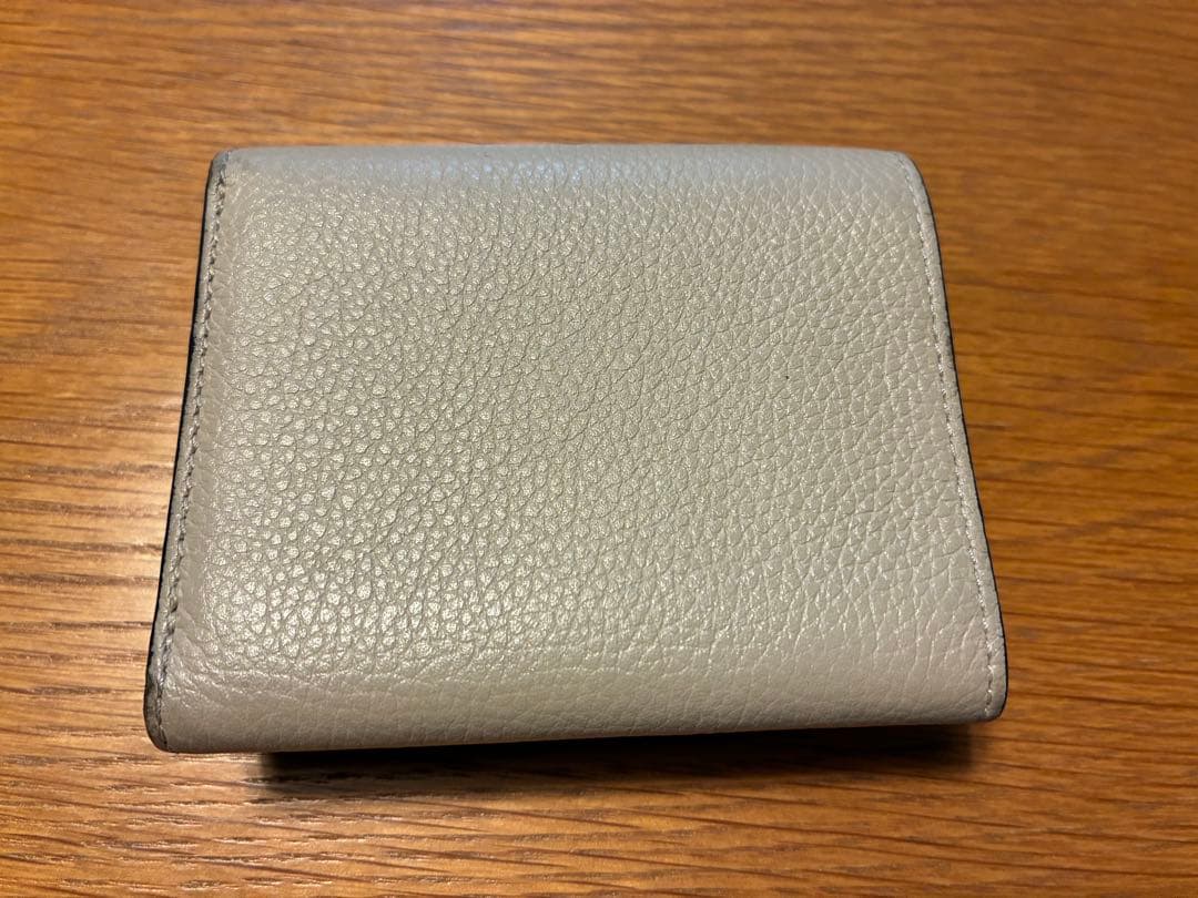 LOEWE ロエベ　3つ折り財布