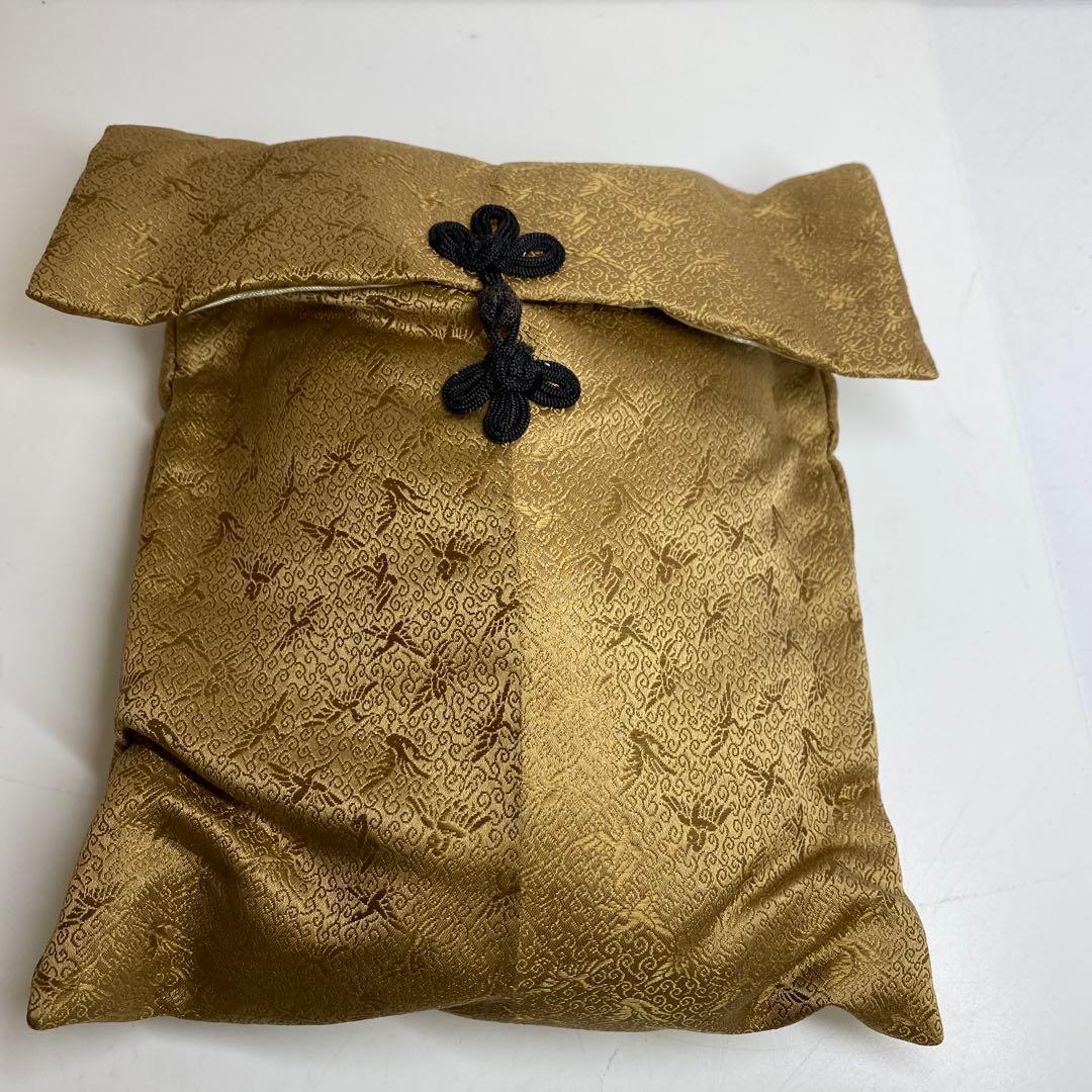 在銘　木彫　小面　能面　木箱　シルク袋付　トヒオ　東さ7-1104☆2F