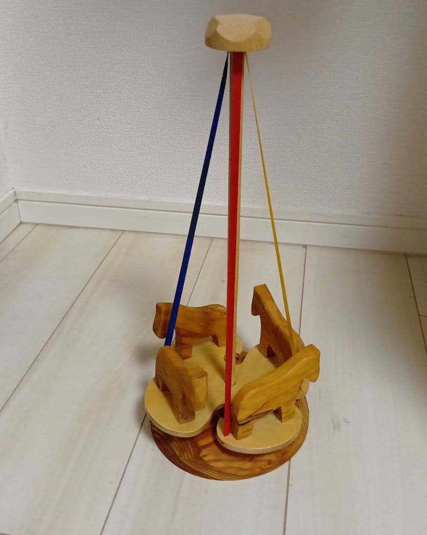 CAMPHILL 木製メリーゴーランド　木のおもちゃ　知育玩具　キャンプヒル