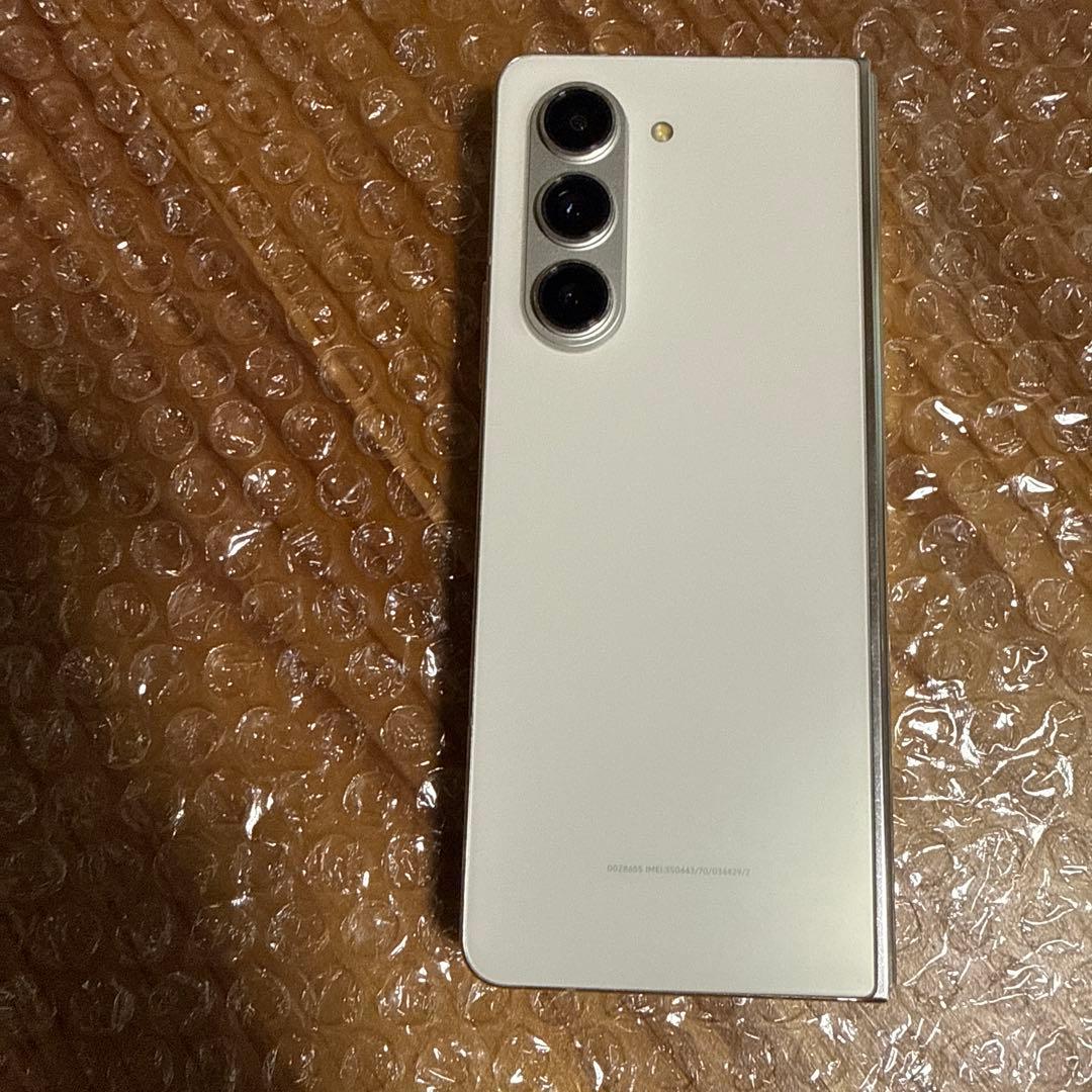 [レアカラー]Galaxy Z Fold 5 512GB大容量　クリーム