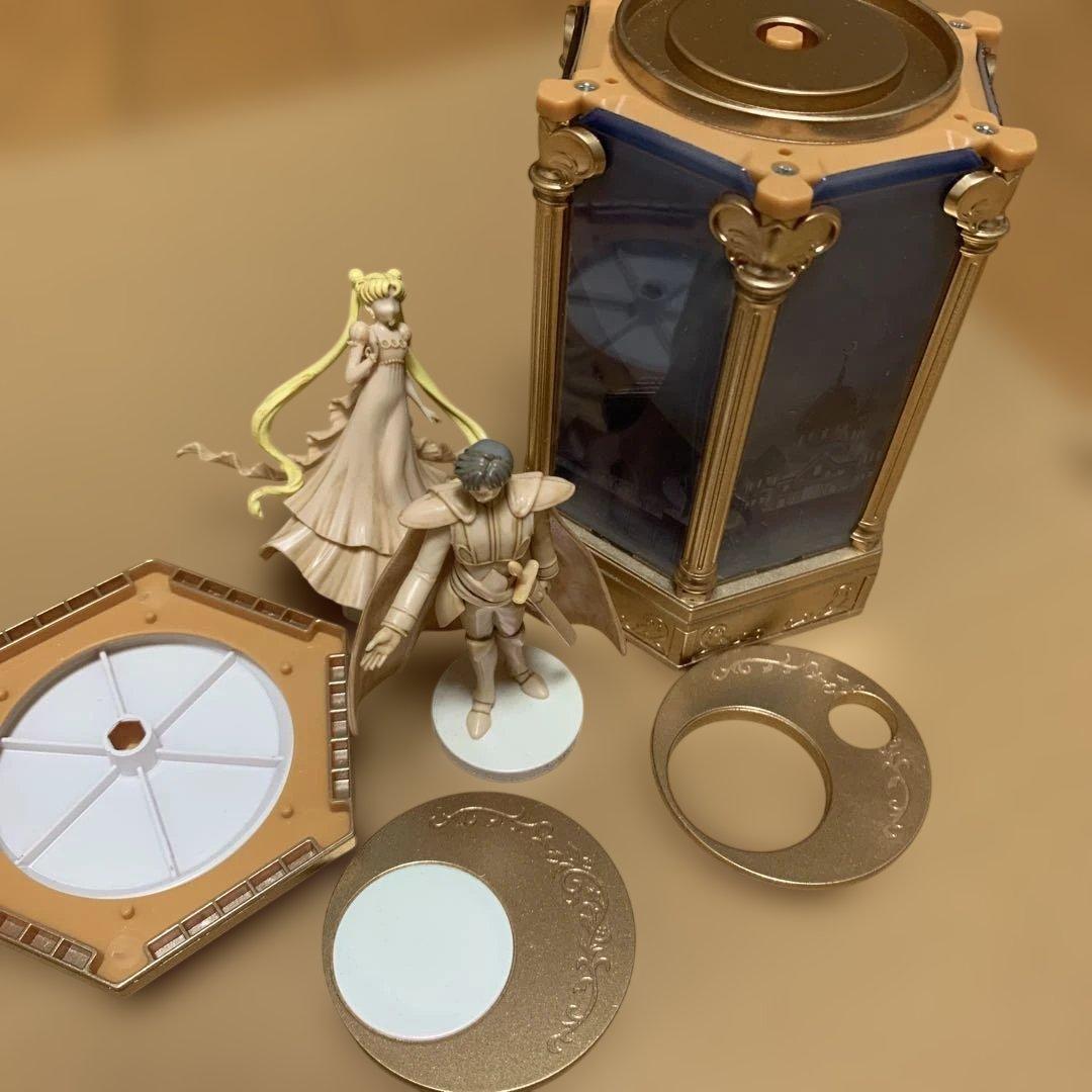セーラームーン Tuxedo Mirage メモリアルオーナメント　　ジャンク