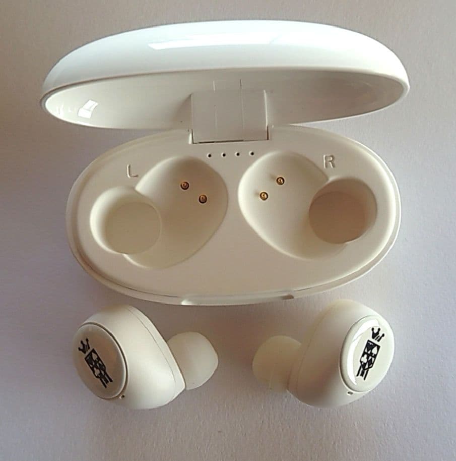 lulu×ZEENY Lights コラボ　鈴原るる ワイヤレスイヤホン