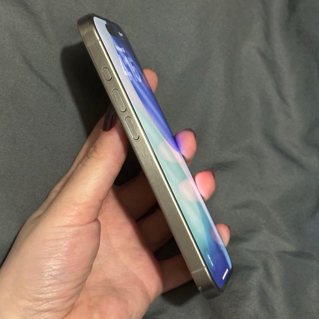 Apple iPhone 15 Pro 256gb シャッター音なし