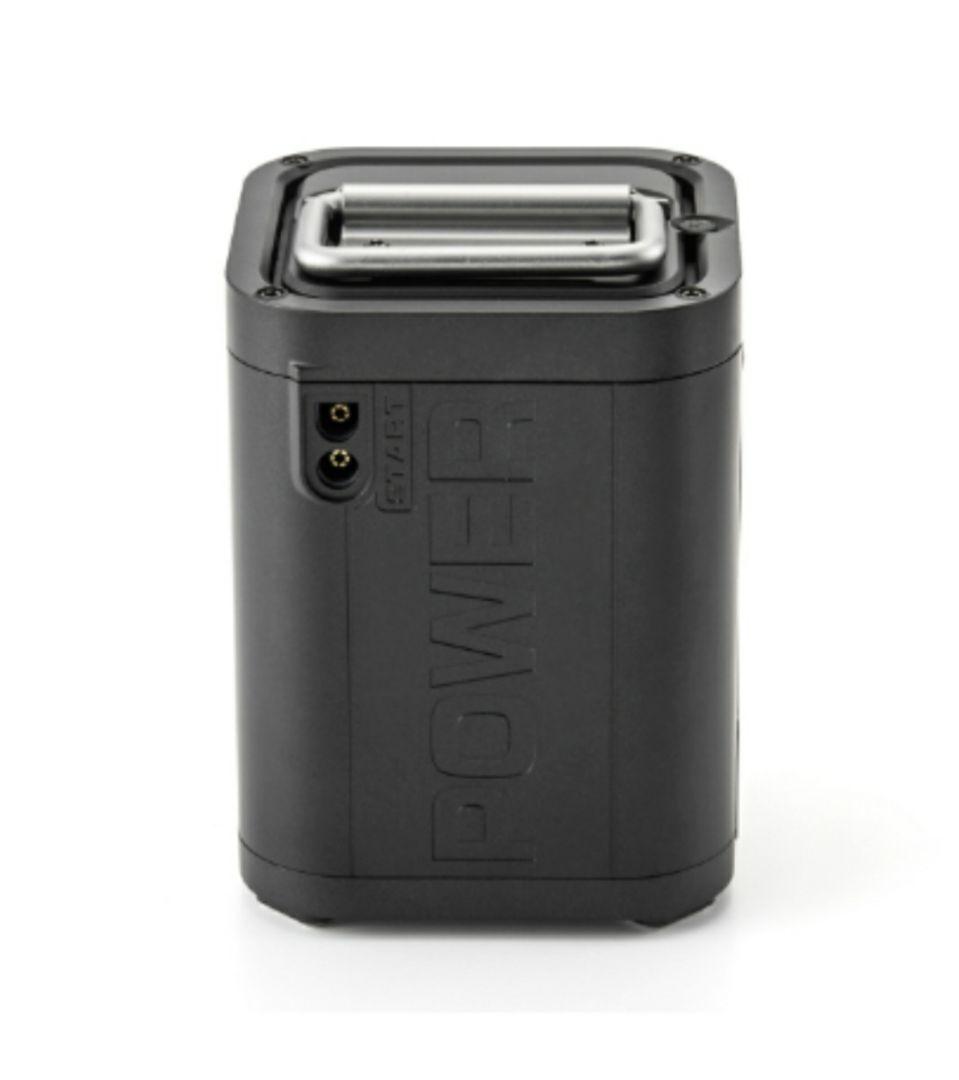 【最終価格】一家に一台 　大容量　小型ポータブルバッテリー　ピンク