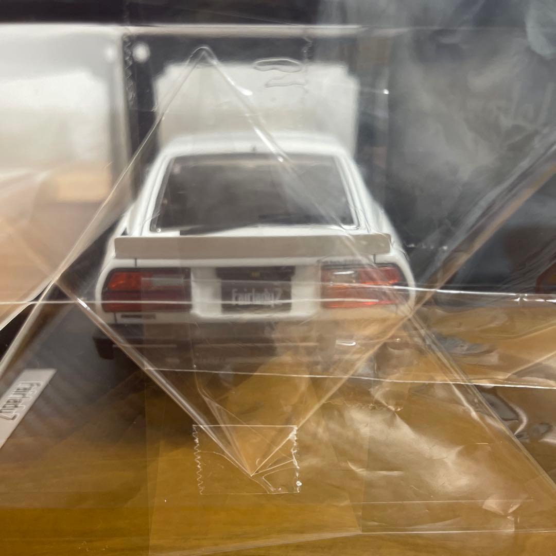 新品・未開封　ignition model 1/18 フェアレディZ