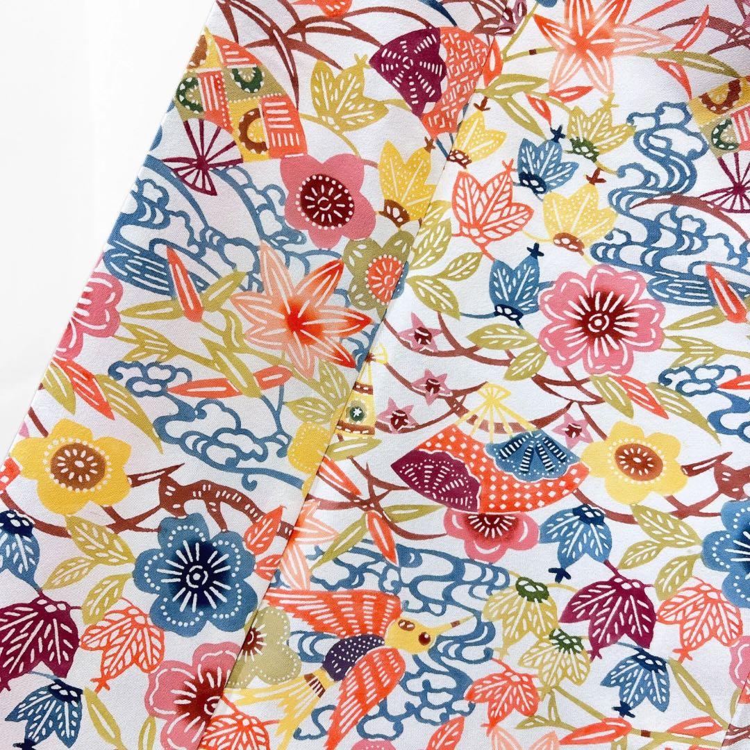 白地　型染め　流水　扇　花模様　鳥　振袖　034w