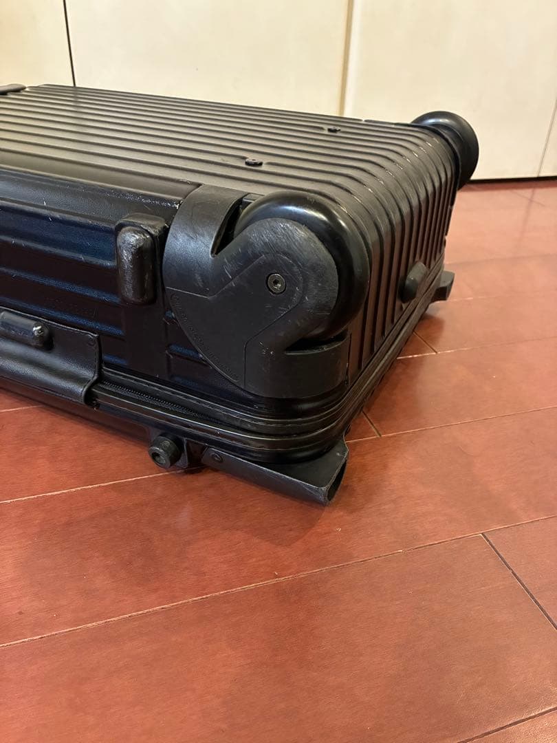 【貴重な廃盤モデル/中古】リモワ RIMOWA SALSA 55cm 機内持込可