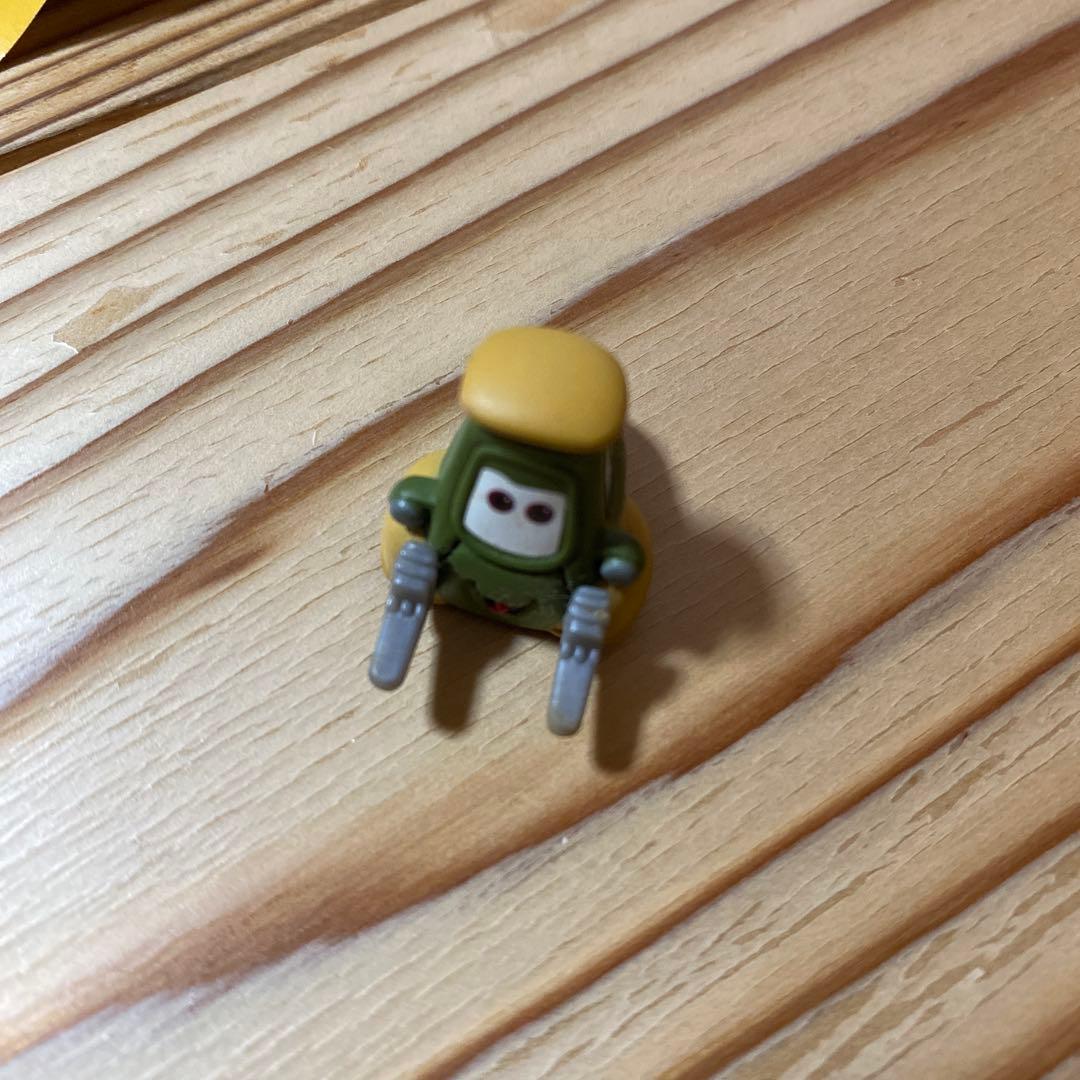 カーズ2 合計18台　マテル社15台＋3台＋大きなワールドマップ