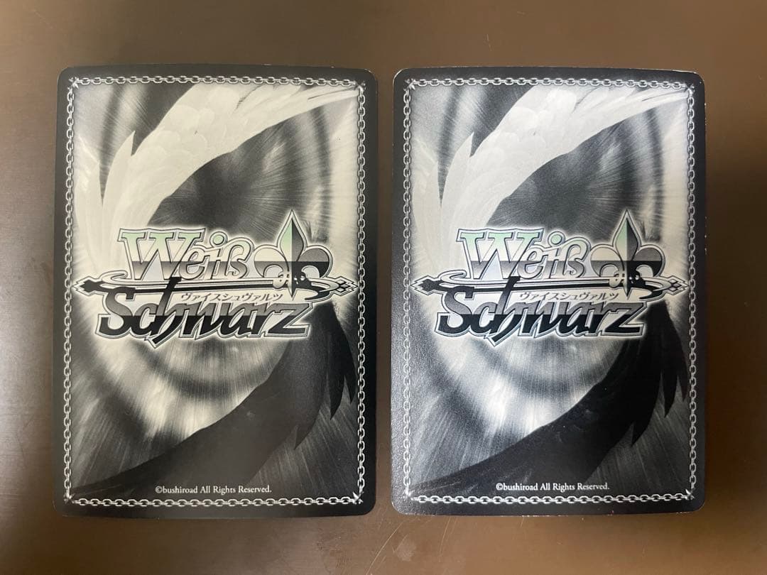 まどろみのひと時 エミリア 銀髪の美少女エミリア サイン入り おまけ付き